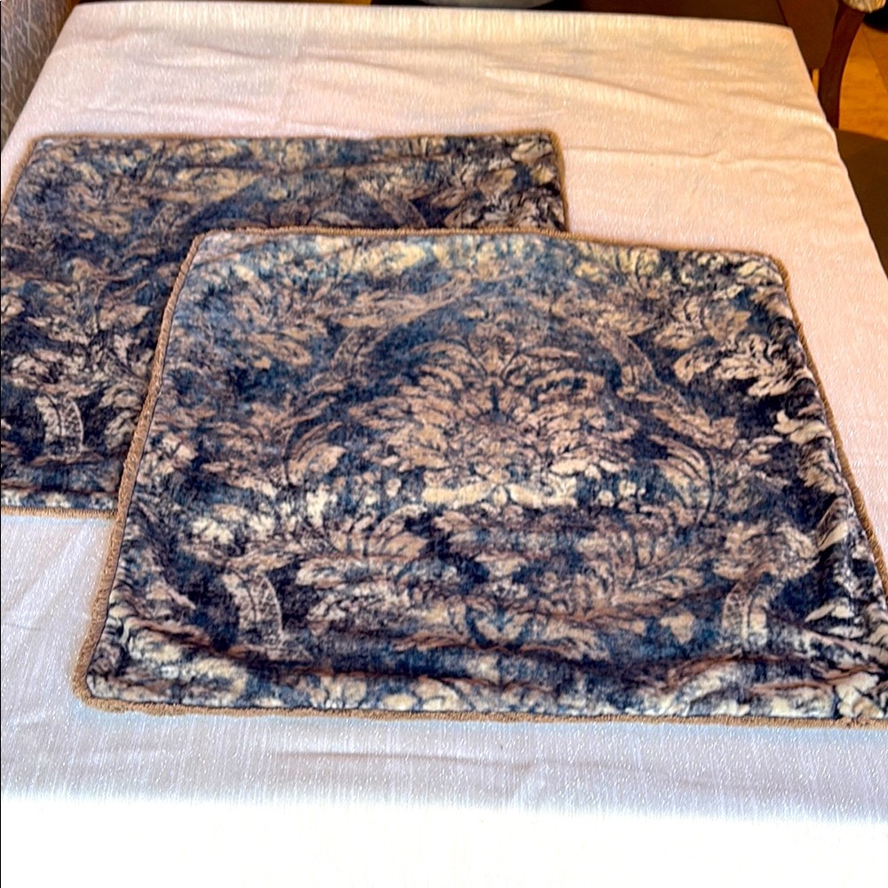 Pair of Pottery Barn Velvet Throw Pillow Covers in Navy and Light Gray 24x24
